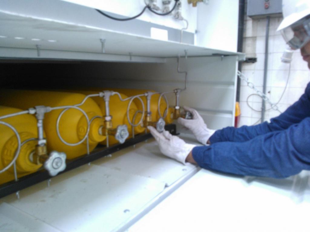 Teste hidrostático em cilindro de ar respirável??